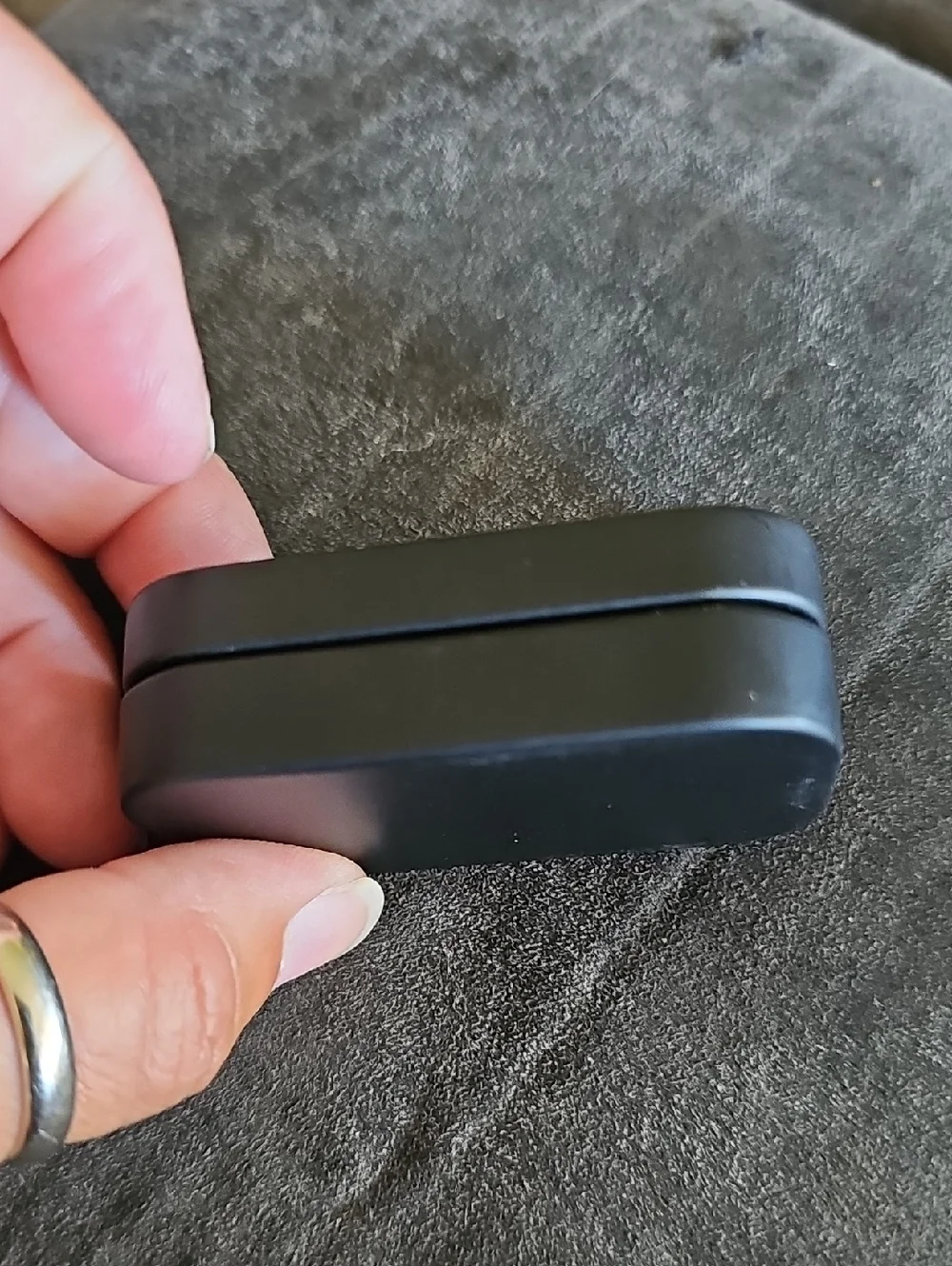 groove Black Case with Lavender Silicone Fitness Ring